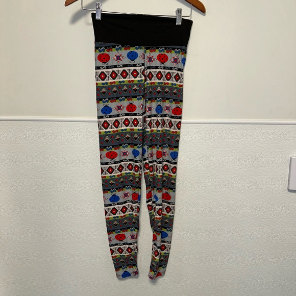 Lot of 3 assorted women’s leggings one size funky always - Picture 9 of 12